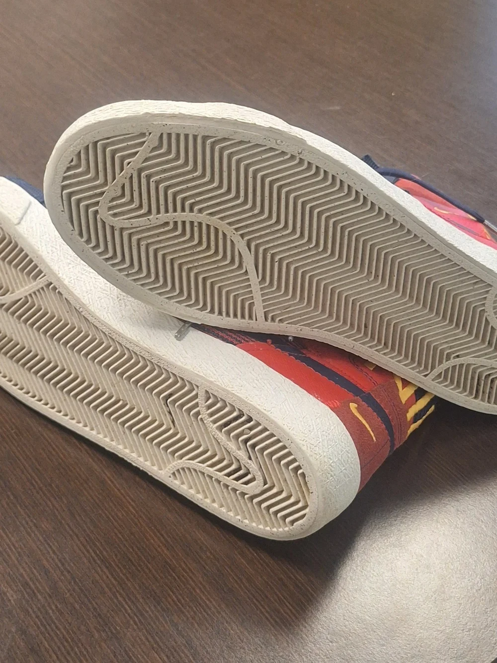 Nike Men’s Navy & Red High-Top Casual Sneakers